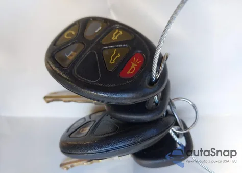 2009 GMC Yukon Slt2 z USA, uszkodzony, nr VIN 1GKFC33J99R165761